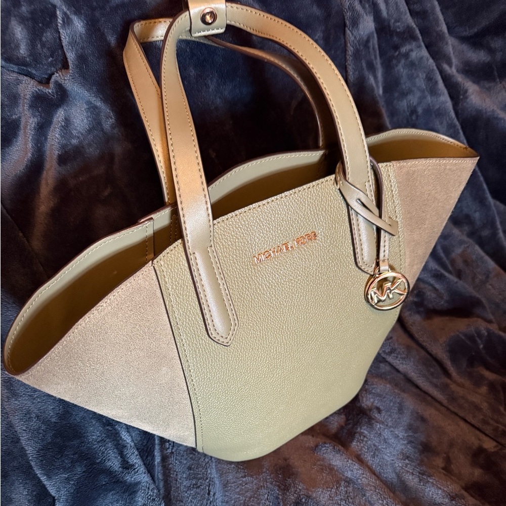 michael kors purse